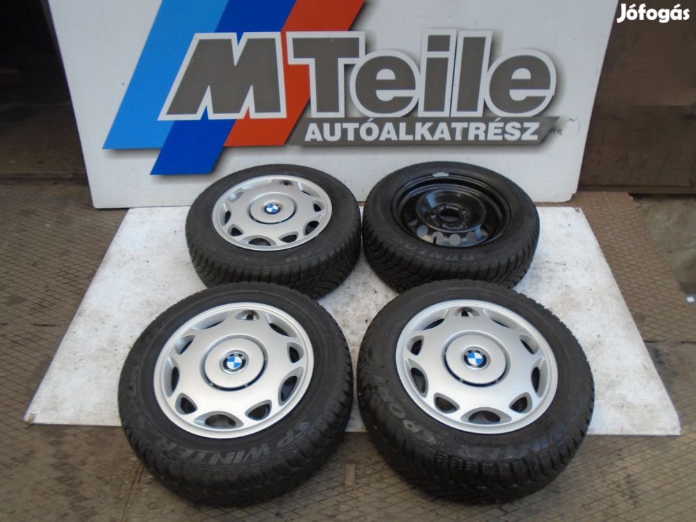 [GYÁRI HASZNÁLT] BMW ACÉLFELNI SZETT 3 DÍSZTÁRCSÁVAL ÉS TÉLIGUMIKKAL/